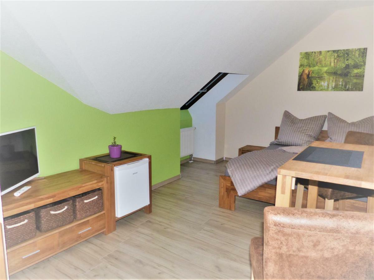 Ferienwohnung Ortrand - Pension Εξωτερικό φωτογραφία