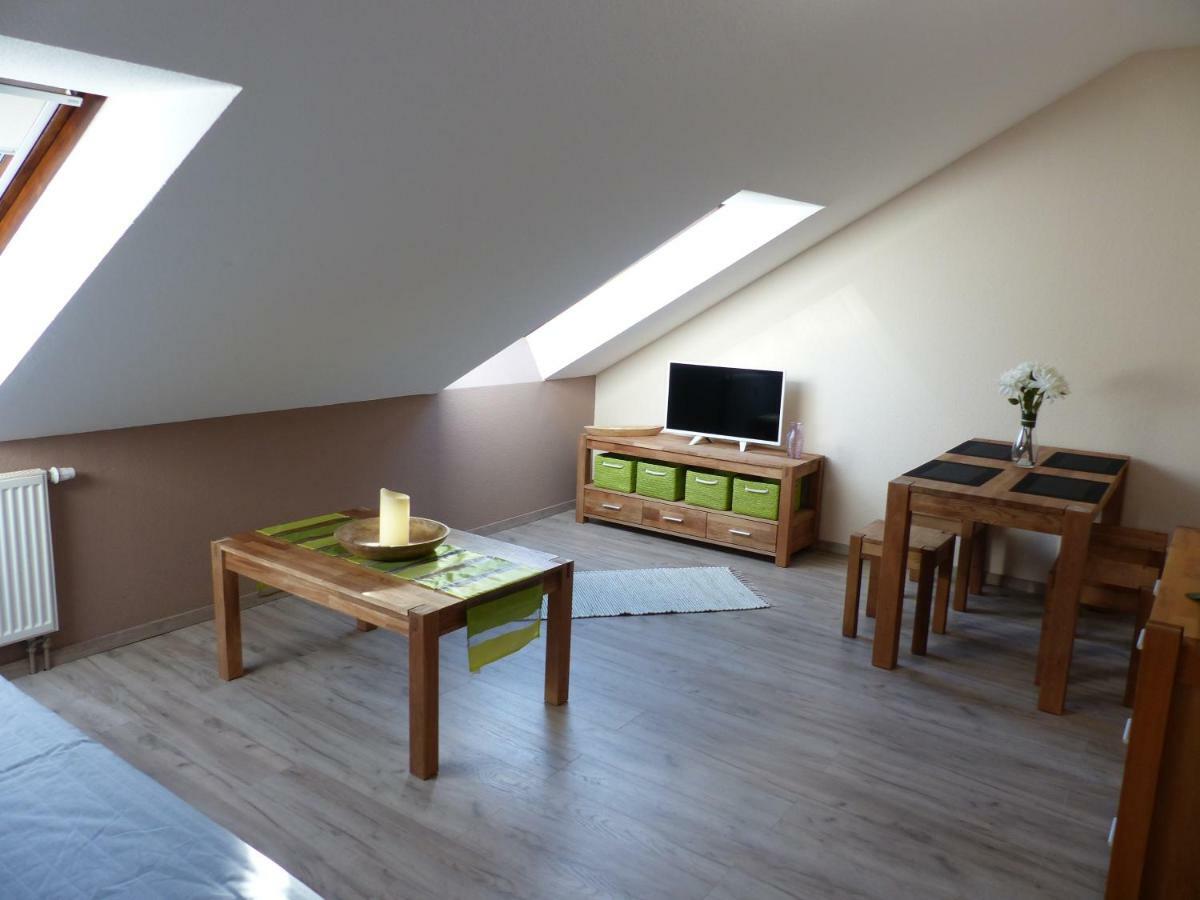 Ferienwohnung Ortrand - Pension Εξωτερικό φωτογραφία